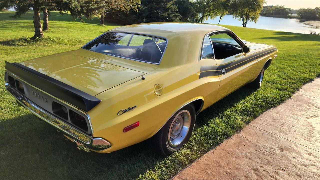 1972 Dodge Challenger 1st Gen - Image 12 of 31