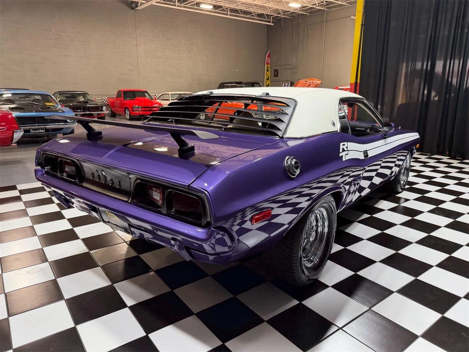 1972 Dodge Challenger 1st Gen - Image 20 of 31