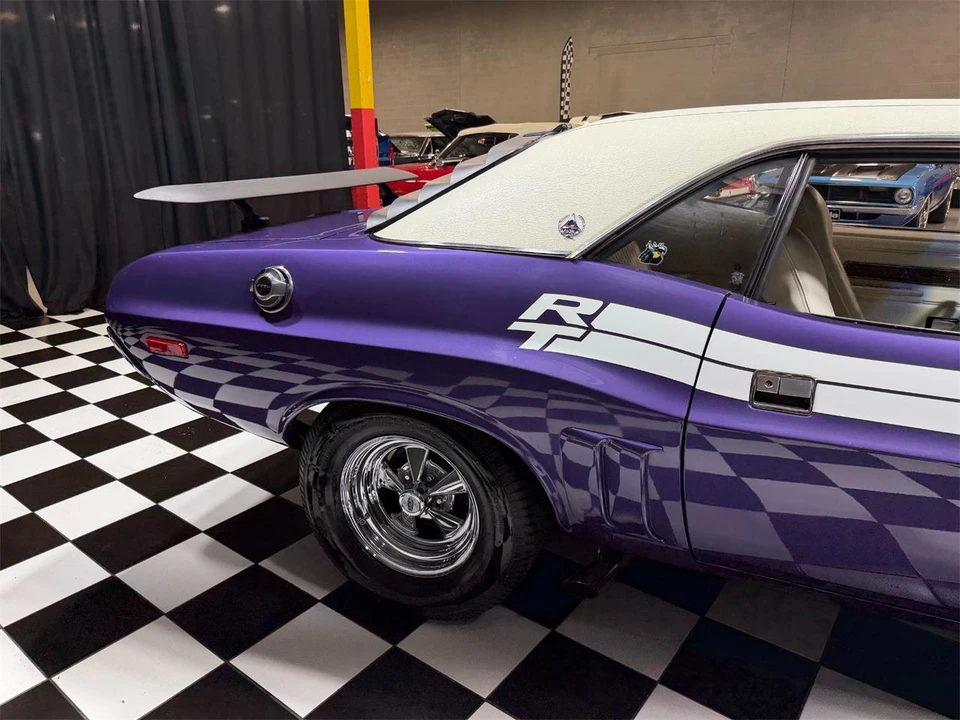 1972 Dodge Challenger 1st Gen - Image 19 of 31