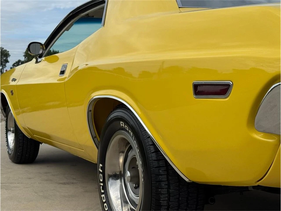 1972 Dodge Challenger 1st Gen - Image 10 of 31