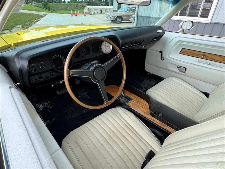 1972 Dodge Challenger 1st Gen - Image 15 of 31