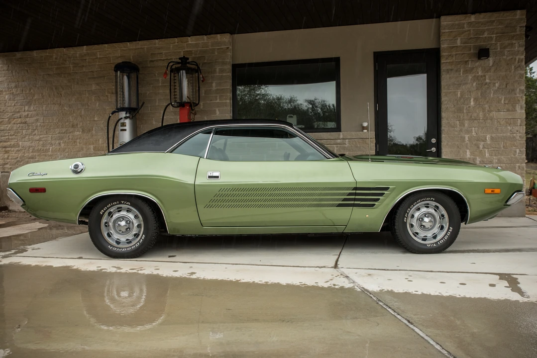1972 Dodge Challenger 1st Gen - Image 8 of 31