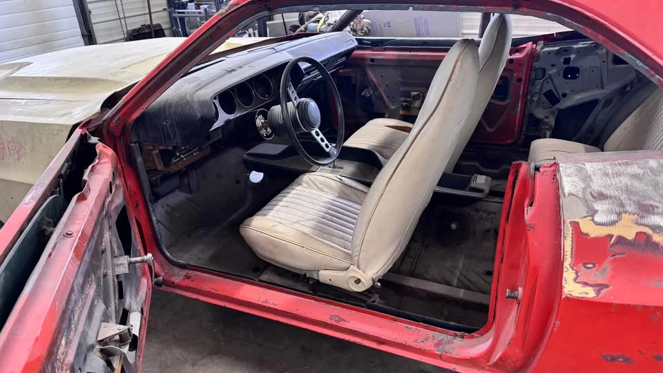 1972 Dodge Challenger 1st Gen - Image 4 of 8