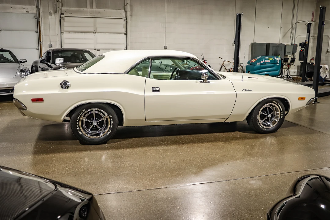 1972 Dodge Challenger 1st Gen - Image 14 of 31