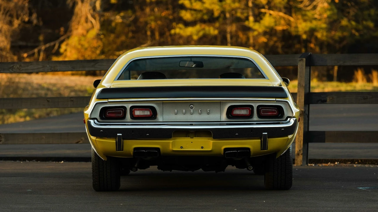 1972 Dodge Challenger 1st Gen - Image 24 of 31