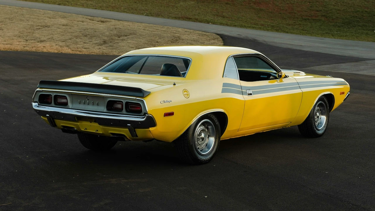 1972 Dodge Challenger 1st Gen - Image 25 of 31