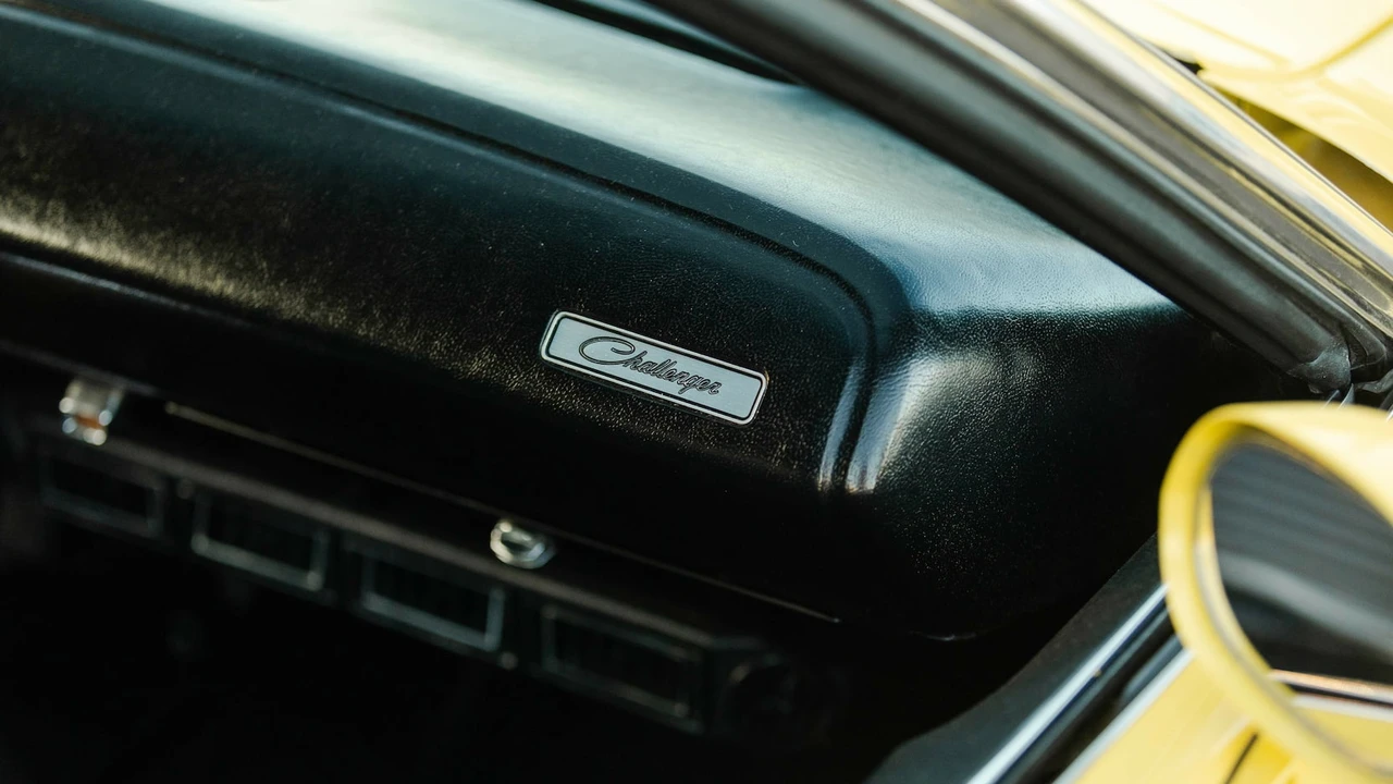 1972 Dodge Challenger 1st Gen - Image 27 of 31