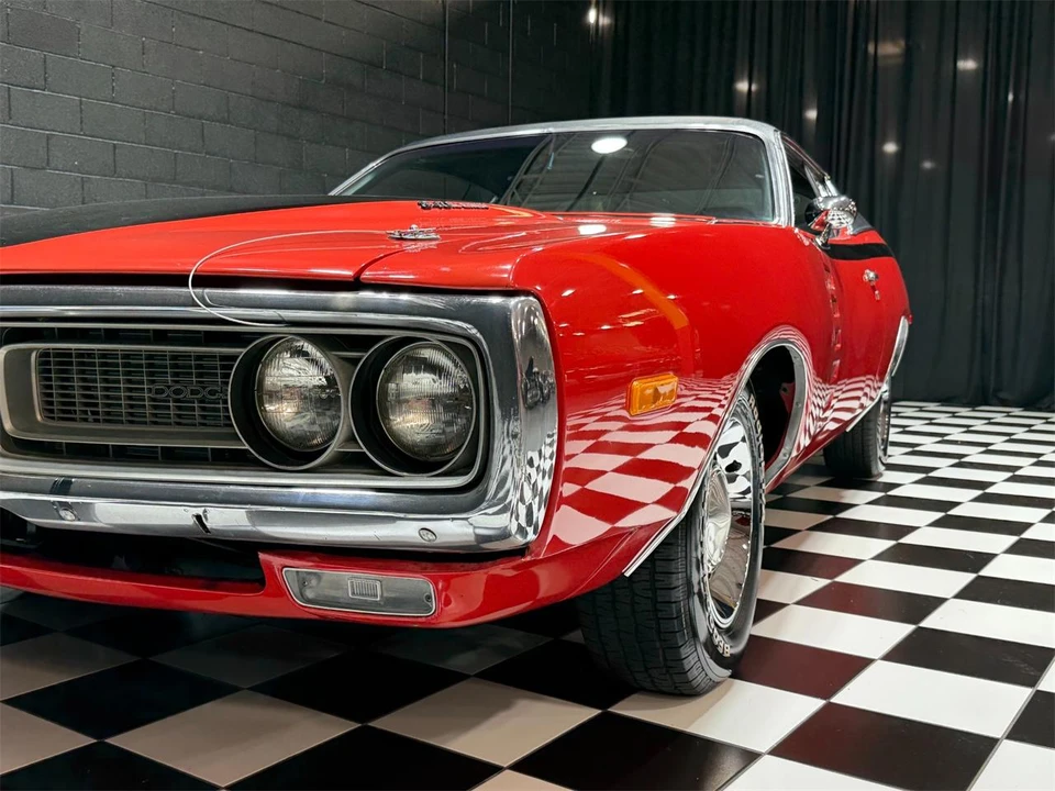 1972 Dodge Charger 3rd Gen - Image 9 of 31