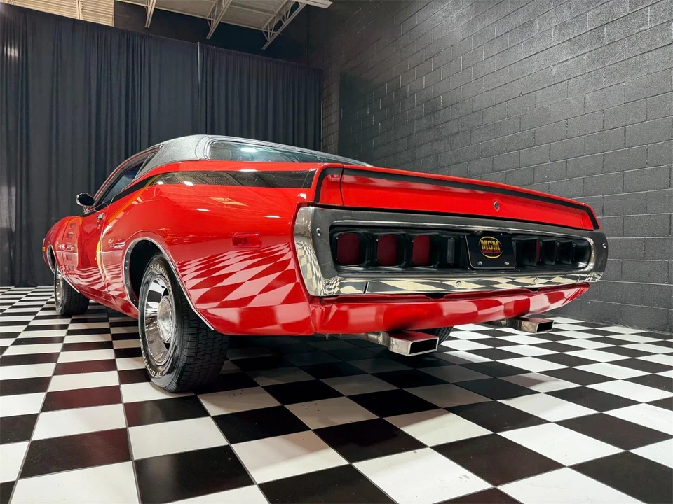 1972 Dodge Charger 3rd Gen - Image 25 of 31