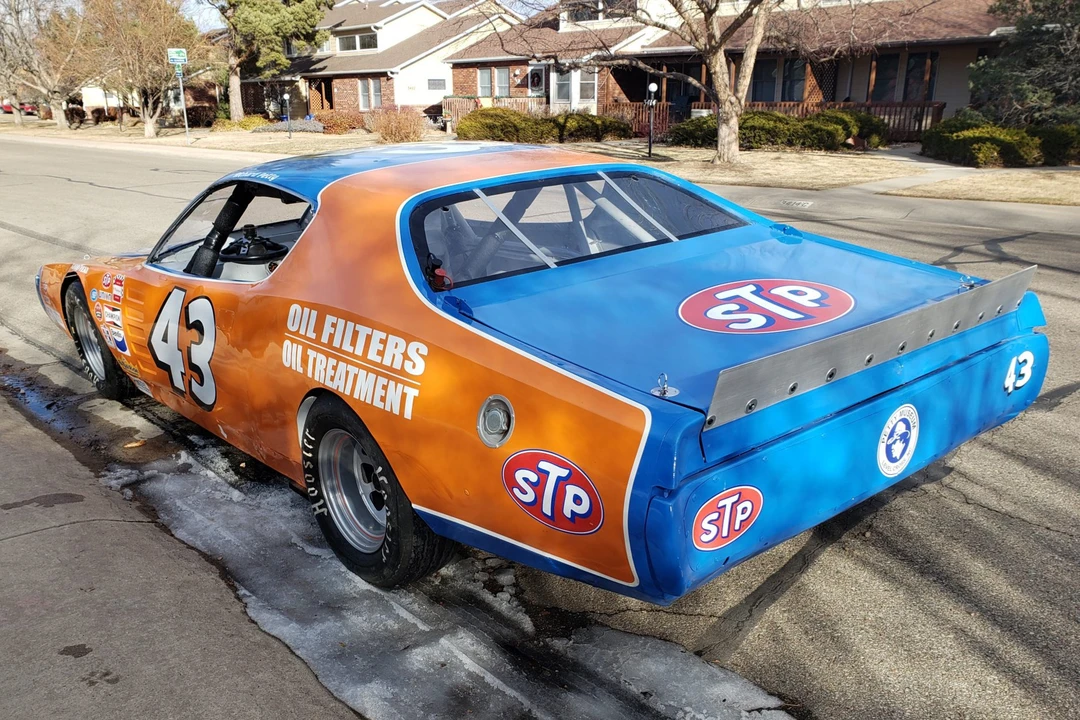 1972 Dodge Charger 3rd Gen - Image 7 of 31
