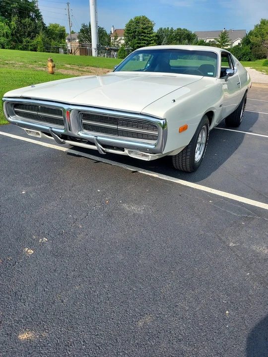 1972 Dodge Charger 3rd Gen - Image 2 of 31