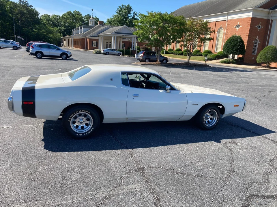 1972 Dodge Charger 3rd Gen - Image 21 of 31