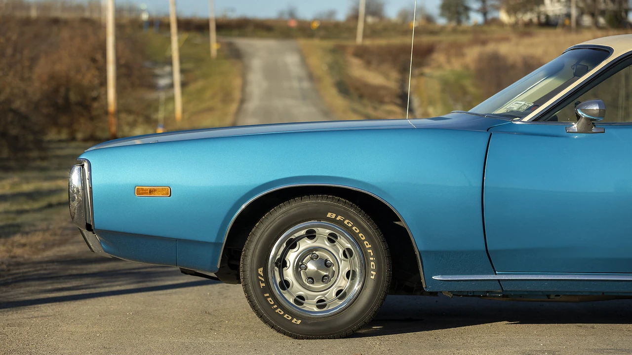 1972 Dodge Charger 3rd Gen - Image 16 of 27