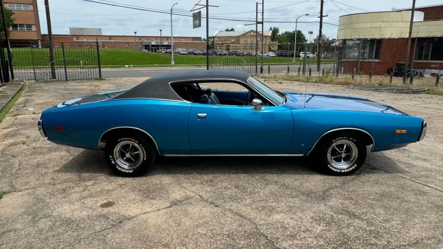 1972 Dodge Charger 3rd Gen - Image 2 of 31