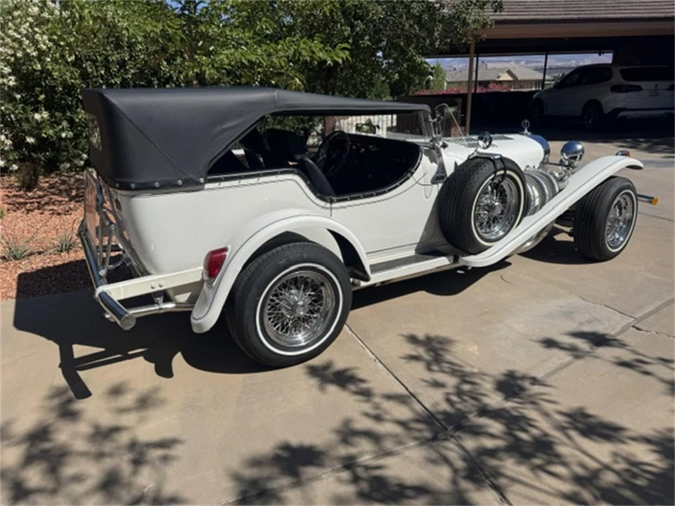 1972 Excalibur - Image 3 of 11