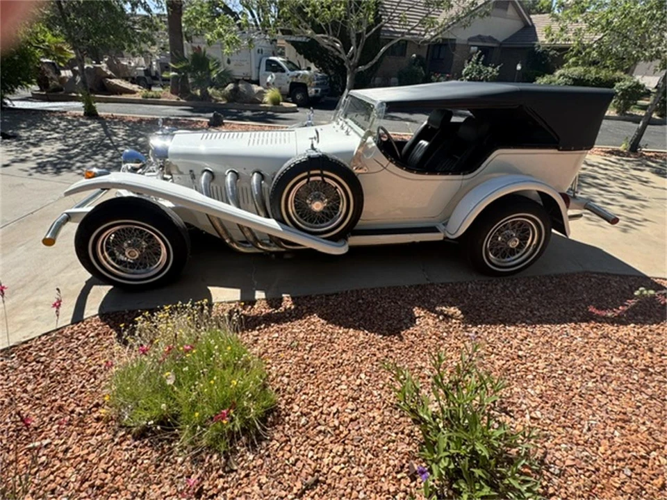 1972 Excalibur - Image 5 of 11