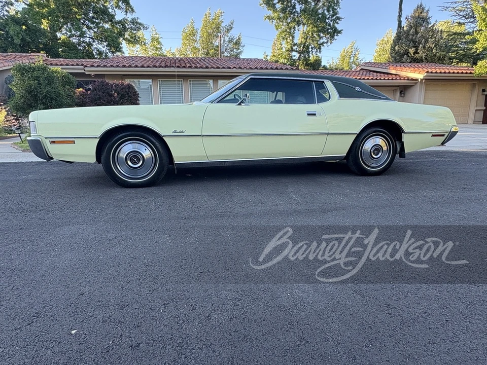 1972 Ford Thunderbird 6th Gen - Image 9 of 24