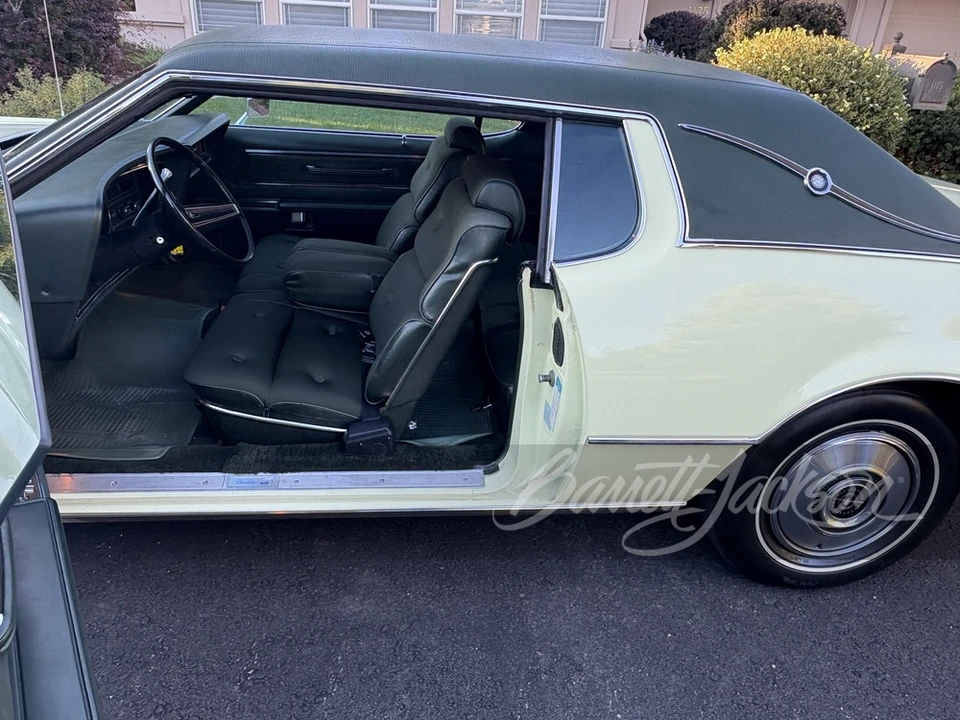 1972 Ford Thunderbird 6th Gen - Image 14 of 24