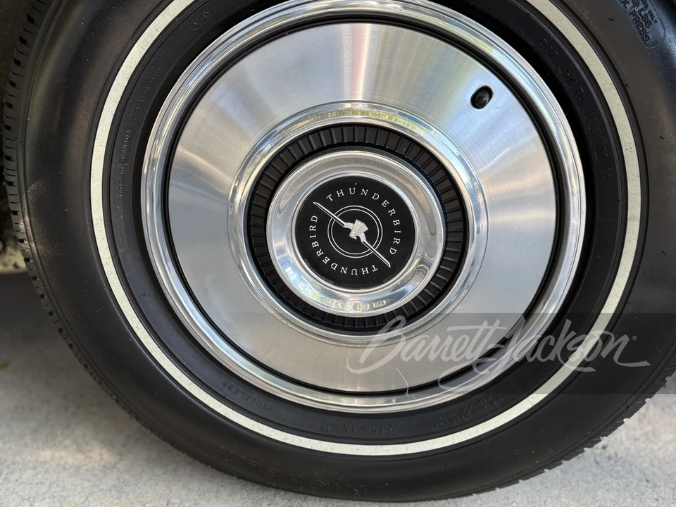 1972 Ford Thunderbird 6th Gen - Image 16 of 24