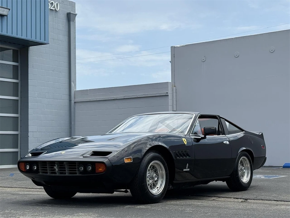 1972 Ferrari 365 GT4 2+2 - Image 2 of 13