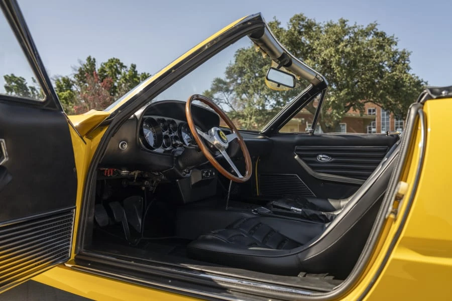 1972 Ferrari Daytona Spider - Image 28 of 31