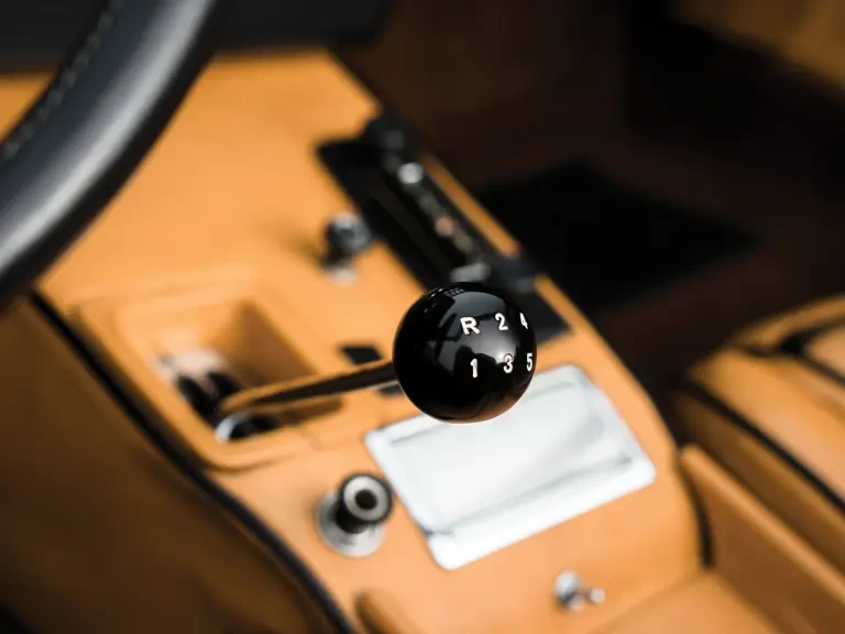 1972 Ferrari Daytona Spider - Image 17 of 31