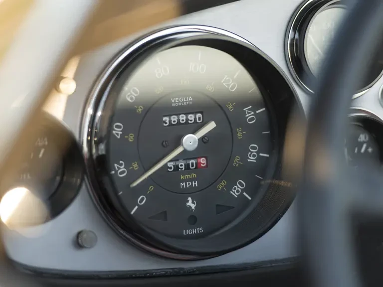 1972 Ferrari Daytona Spider - Image 21 of 31