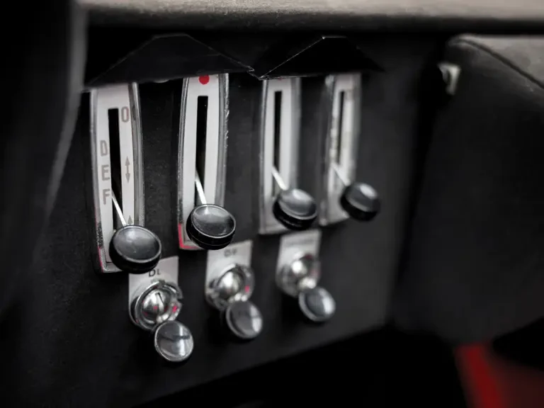 1972 Ferrari Daytona Spider - Image 18 of 29