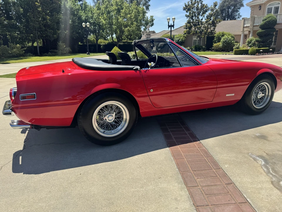 1972 Ferrari Daytona Spider - Image 16 of 31
