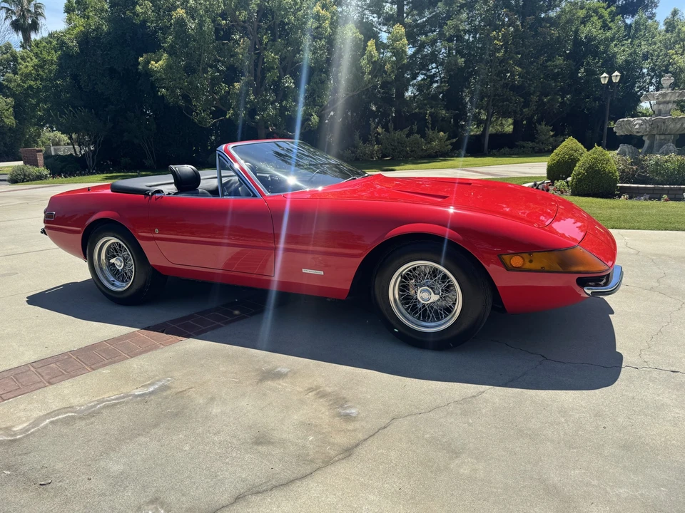 1972 Ferrari Daytona Spider - Image 18 of 31