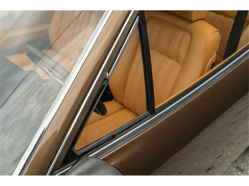 1972 Ferrari 365 GTC/4 - Image 30 of 31