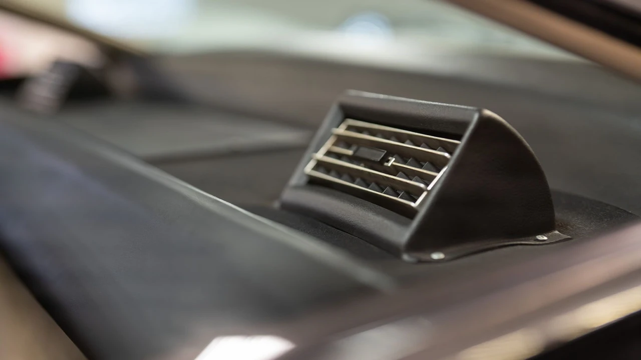 1972 Ferrari 365 GTC/4 - Image 12 of 31