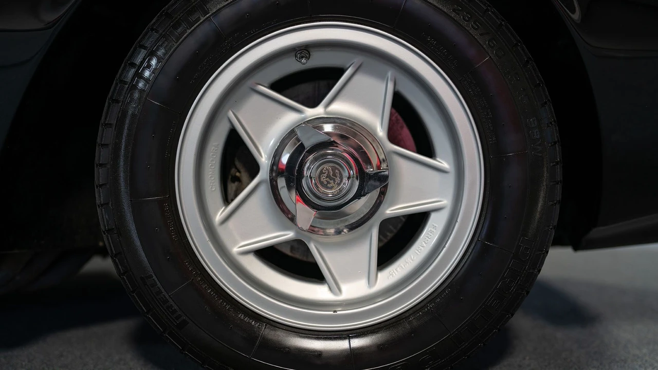 1972 Ferrari 365 GTC/4 - Image 9 of 31