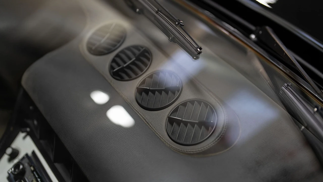1972 Ferrari 365 GTC/4 - Image 17 of 31