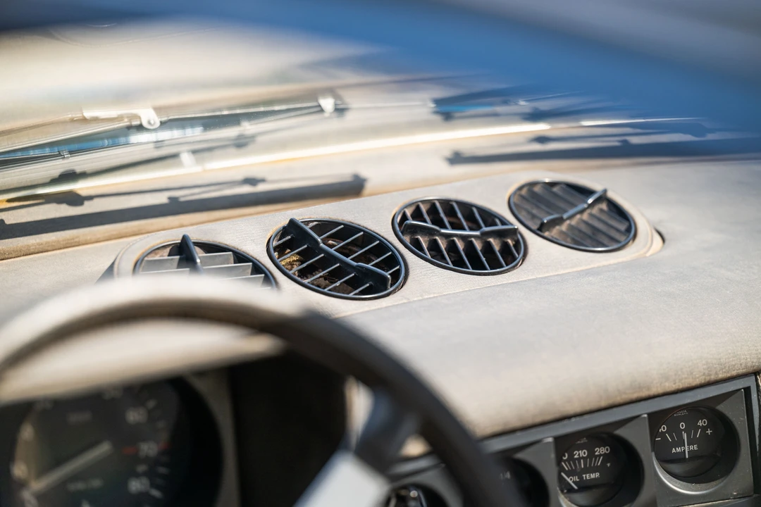1972 Ferrari 365 GTC/4 - Image 16 of 31
