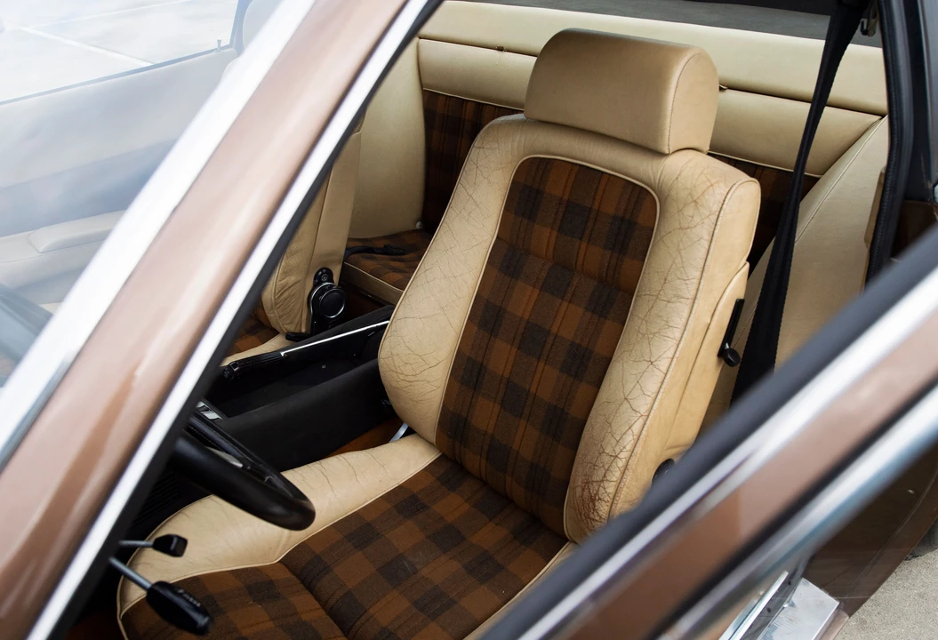 1972 Ferrari 365 GTC/4 - Image 11 of 31