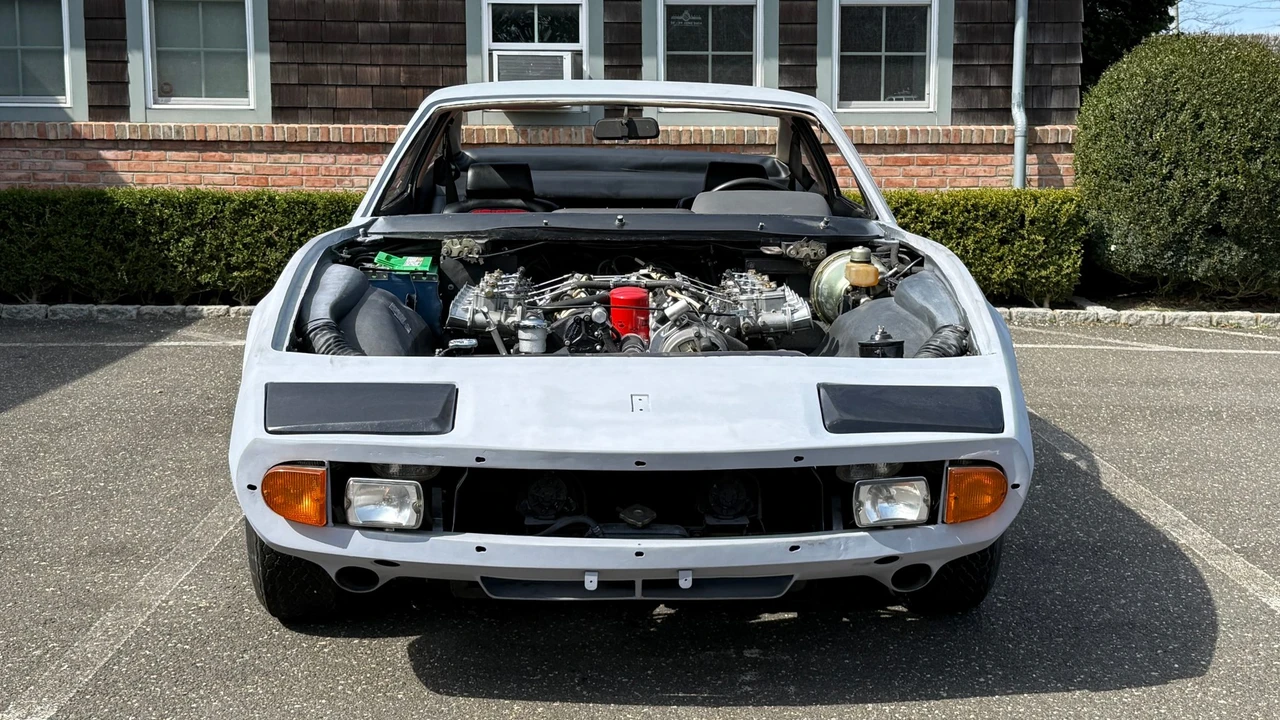 1972 Ferrari 365 GTC/4 - Image 2 of 31