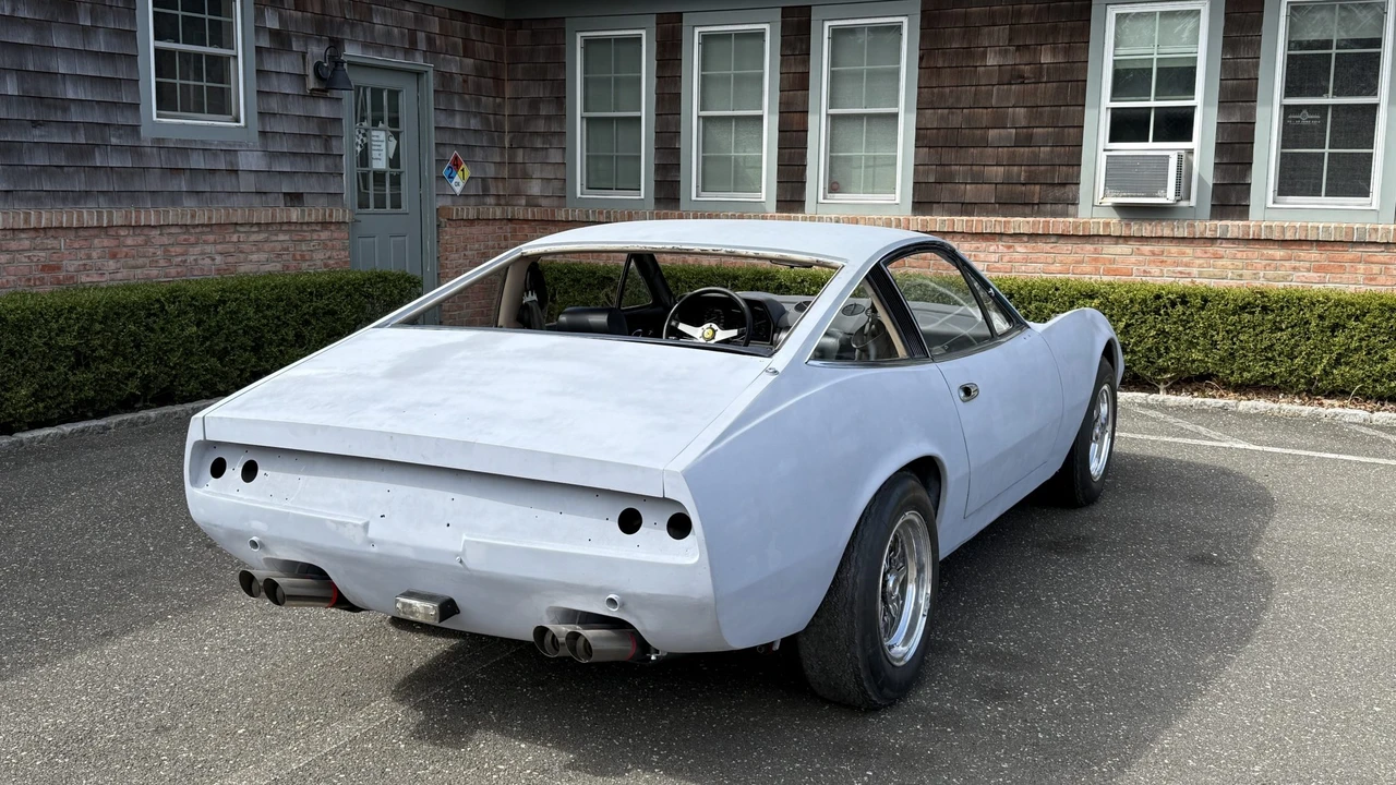 1972 Ferrari 365 GTC/4 - Image 10 of 31