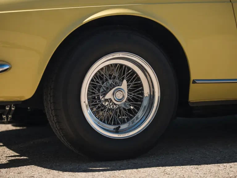 1972 Ferrari 365 GTC/4 - Image 21 of 31