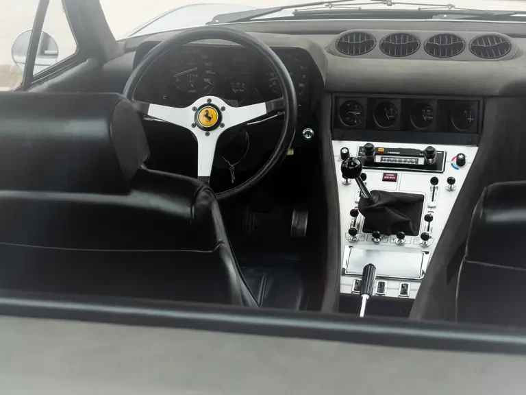 1972 Ferrari 365 GTC/4 - Image 17 of 31