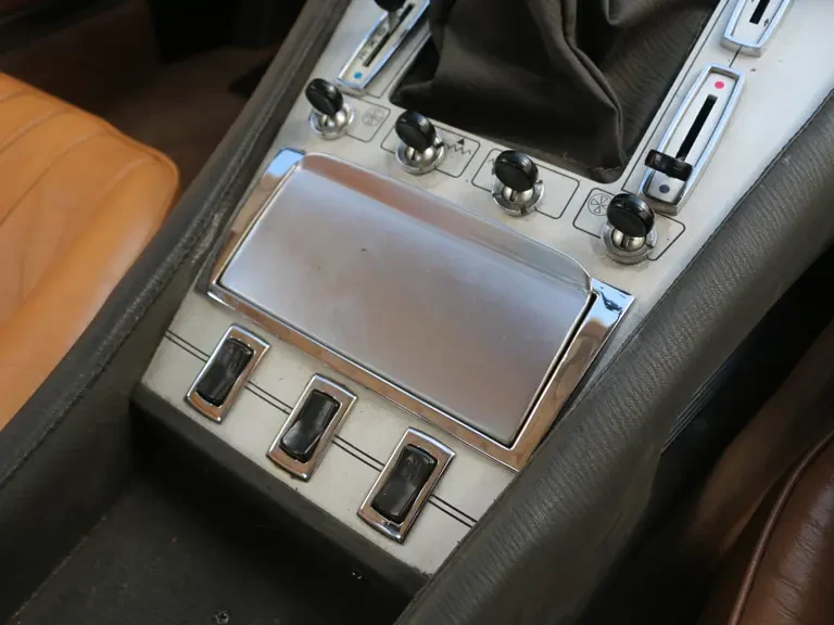 1972 Ferrari 365 GTC/4 - Image 17 of 31