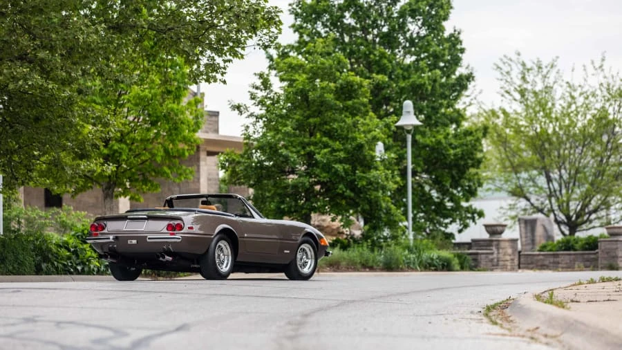 1972 Ferrari Daytona Spider - Image 17 of 28
