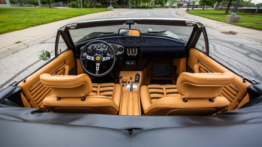 1972 Ferrari Daytona Spider - Image 21 of 28