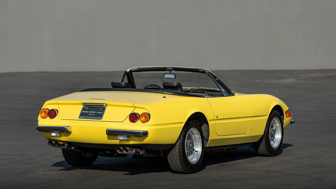 1972 Ferrari Daytona Spider - Image 13 of 31