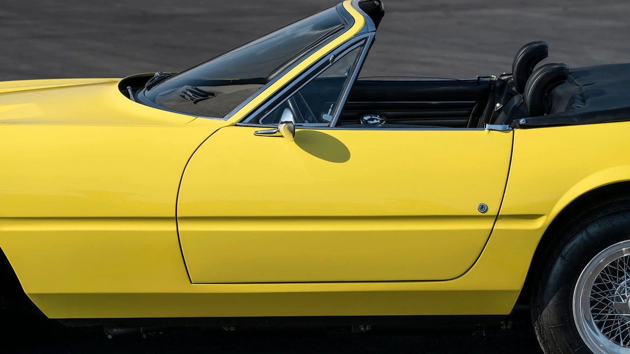 1972 Ferrari Daytona Spider - Image 30 of 31