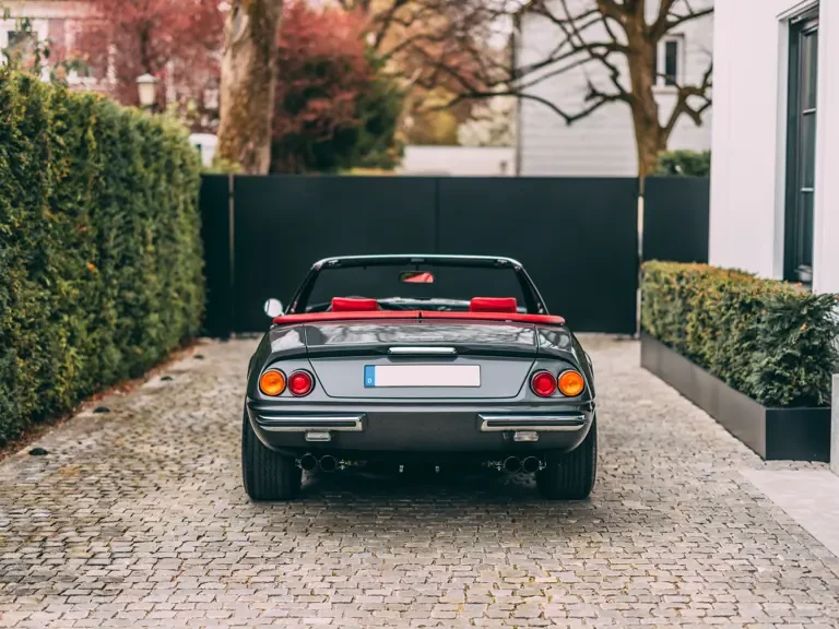 1972 Ferrari Daytona Spider - Image 9 of 31