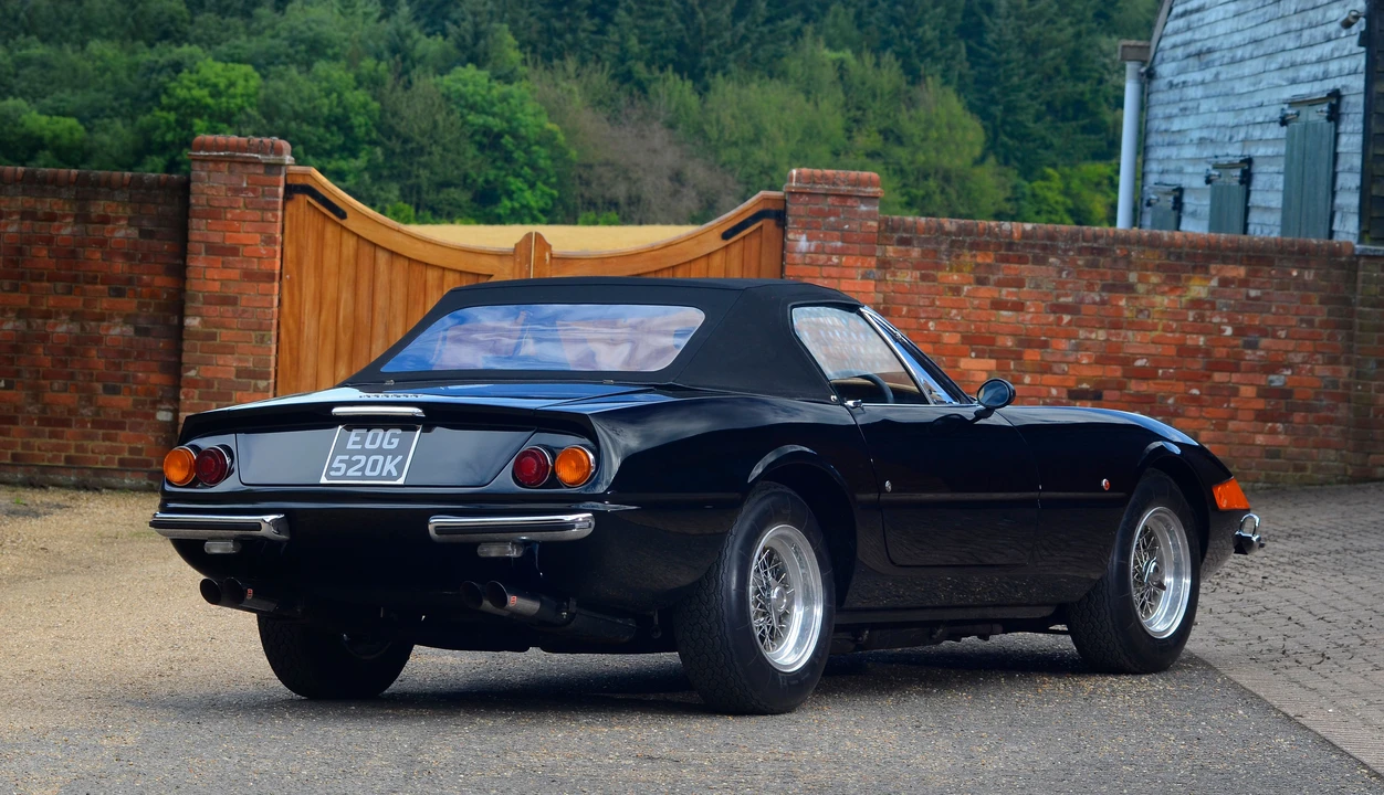 1972 Ferrari Daytona Spider - Image 15 of 24
