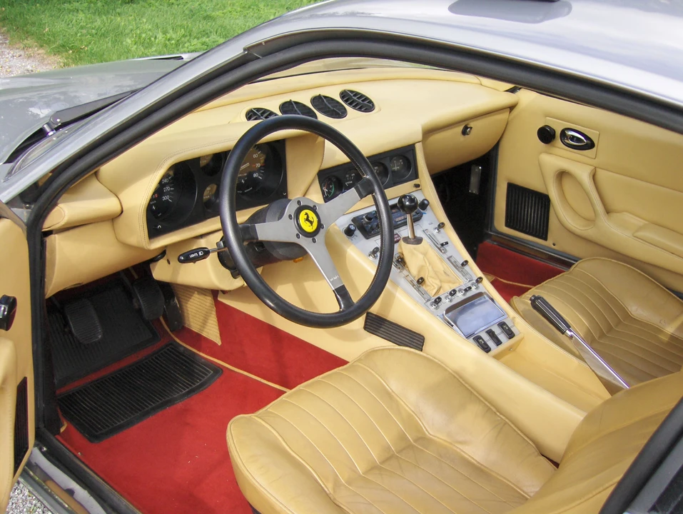 1972 Ferrari 365 GTC/4 - Image 8 of 10