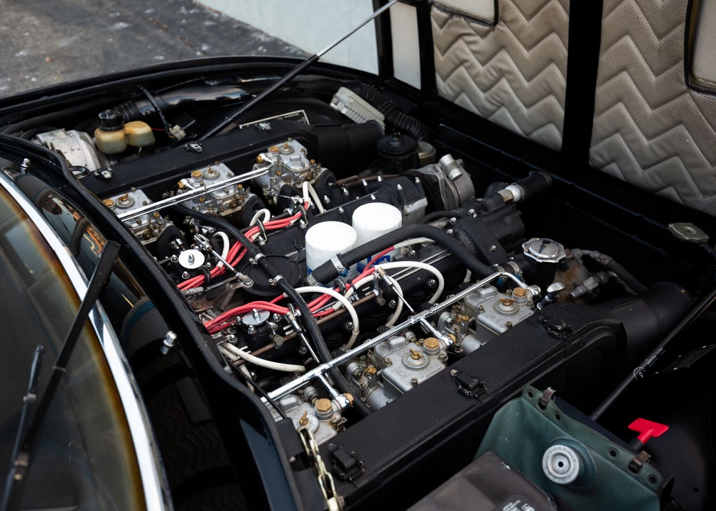 1972 Ferrari 365 GTC/4 - Image 7 of 31
