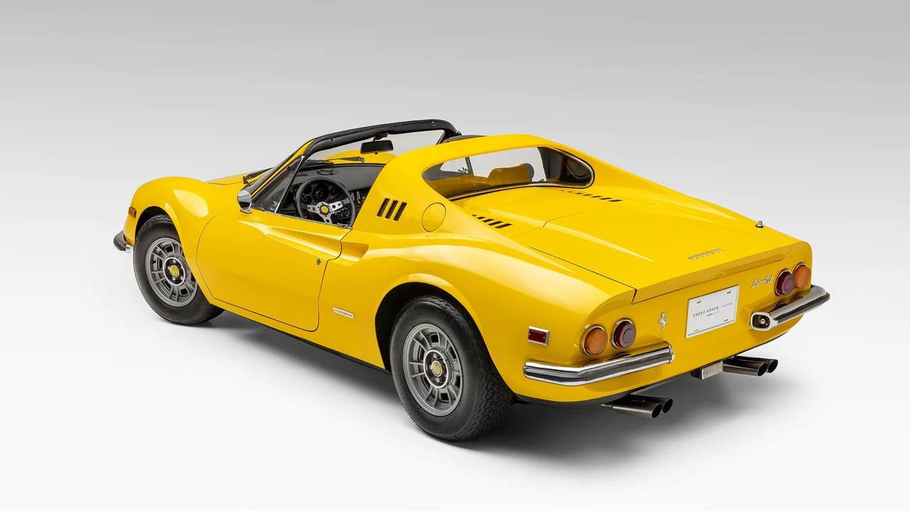 1972 Ferrari Dino 246 GTS - Image 24 of 31